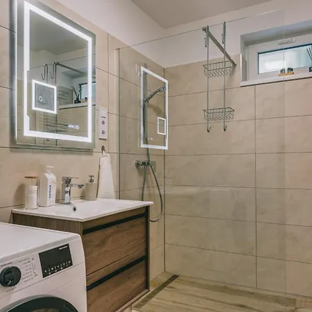 Apartament Malomfeszek