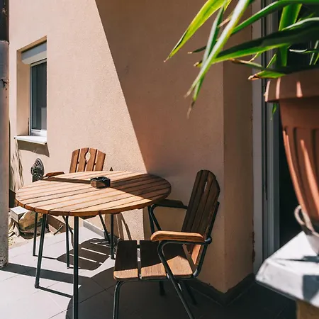 Malomfeszek Apartment